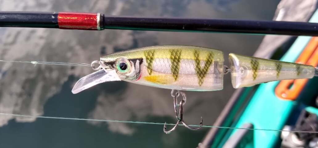 How to Tie a Lure on a Fishing Line