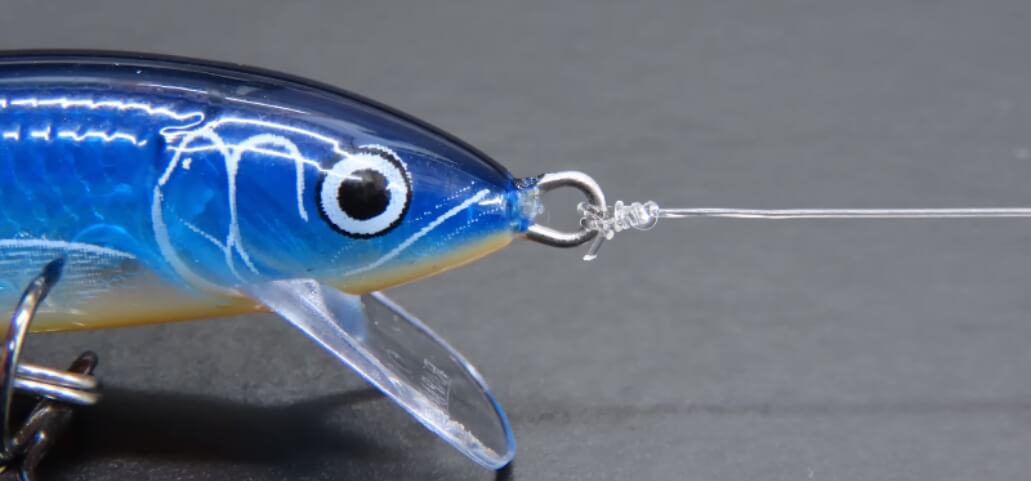 How to Tie a Lure on a Fishing Line