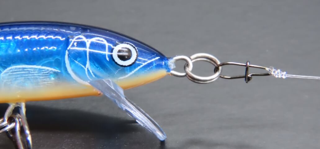 How to Tie a Lure on a Fishing Line